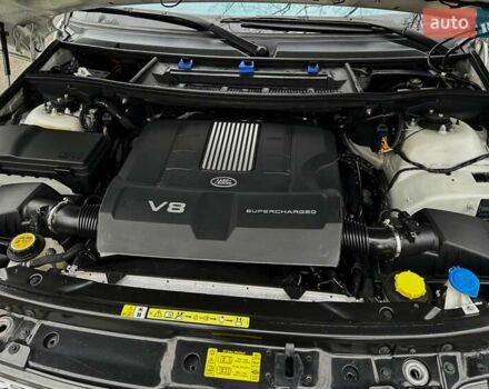 Белый Ленд Ровер Рендж Ровер, объемом двигателя 5 л и пробегом 100 тыс. км за 23500 $, фото 65 на Automoto.ua