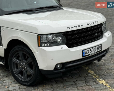 Белый Ленд Ровер Рендж Ровер, объемом двигателя 5 л и пробегом 270 тыс. км за 11999 $, фото 42 на Automoto.ua