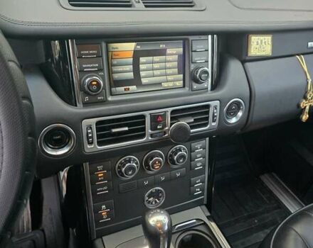 Ленд Ровер Рендж Ровер 2010 в Херсоне на Automoto.ua Белый Ленд Ровер Рендж Ровер, объемом двигателя 3.6 л и пробегом 269 тыс. км за 15300 $, фото 3 на Automoto.ua