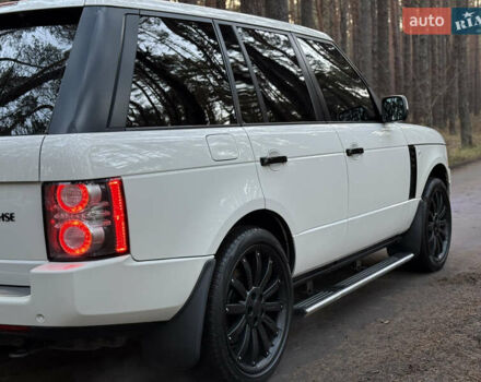 Белый Ленд Ровер Рендж Ровер, объемом двигателя 5 л и пробегом 177 тыс. км за 17000 $, фото 15 на Automoto.ua