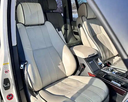 Белый Ленд Ровер Рендж Ровер, объемом двигателя 5 л и пробегом 177 тыс. км за 14000 $, фото 9 на Automoto.ua