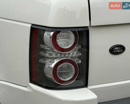 Белый Ленд Ровер Рендж Ровер, объемом двигателя 5 л и пробегом 270 тыс. км за 11999 $, фото 35 на Automoto.ua