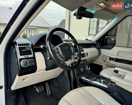 Білий Ленд Ровер Рендж Ровер, об'ємом двигуна 3.63 л та пробігом 226 тис. км за 17800 $, фото 40 на Automoto.ua