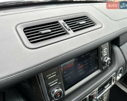 Білий Ленд Ровер Рендж Ровер, об'ємом двигуна 5 л та пробігом 100 тис. км за 25999 $, фото 68 на Automoto.ua