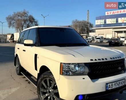 Білий Ленд Ровер Рендж Ровер, об'ємом двигуна 5 л та пробігом 184 тис. км за 16444 $, фото 2 на Automoto.ua