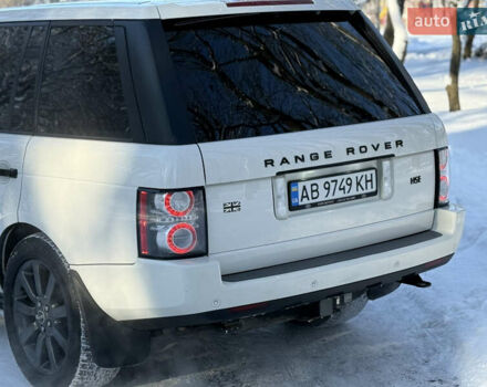 Білий Ленд Ровер Рендж Ровер, об'ємом двигуна 5 л та пробігом 179 тис. км за 16499 $, фото 5 на Automoto.ua