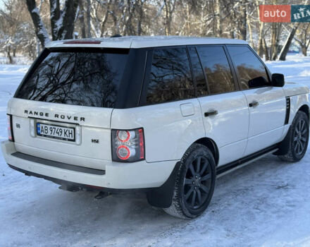 Білий Ленд Ровер Рендж Ровер, об'ємом двигуна 5 л та пробігом 179 тис. км за 16499 $, фото 7 на Automoto.ua