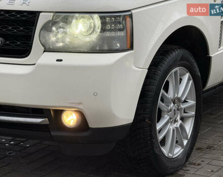 Білий Ленд Ровер Рендж Ровер, об'ємом двигуна 3.63 л та пробігом 271 тис. км за 14499 $, фото 13 на Automoto.ua