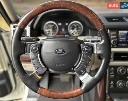 Белый Ленд Ровер Рендж Ровер, объемом двигателя 5 л и пробегом 177 тыс. км за 14000 $, фото 24 на Automoto.ua