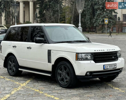 Белый Ленд Ровер Рендж Ровер, объемом двигателя 5 л и пробегом 275 тыс. км за 12500 $, фото 11 на Automoto.ua