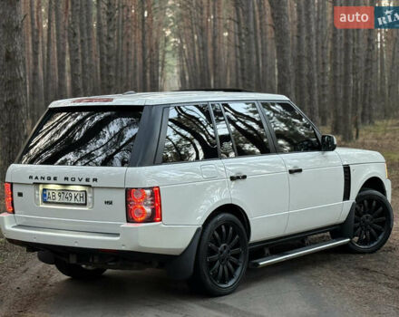 Белый Ленд Ровер Рендж Ровер, объемом двигателя 5 л и пробегом 177 тыс. км за 17000 $, фото 2 на Automoto.ua