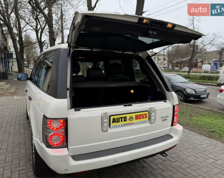 Білий Ленд Ровер Рендж Ровер, об'ємом двигуна 3.63 л та пробігом 271 тис. км за 14499 $, фото 46 на Automoto.ua