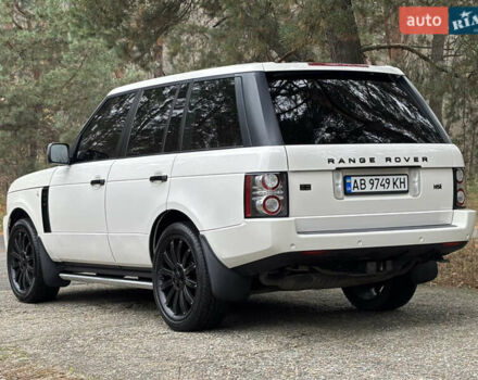 Белый Ленд Ровер Рендж Ровер, объемом двигателя 5 л и пробегом 177 тыс. км за 14000 $, фото 3 на Automoto.ua