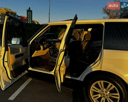 Белый Ленд Ровер Рендж Ровер, объемом двигателя 4.37 л и пробегом 181 тыс. км за 19500 $, фото 26 на Automoto.ua