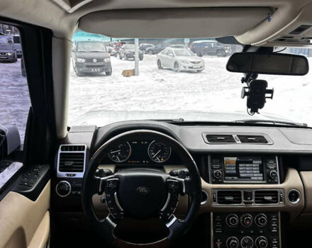 Белый Ленд Ровер Рендж Ровер, объемом двигателя 4.37 л и пробегом 217 тыс. км за 16500 $, фото 14 на Automoto.ua