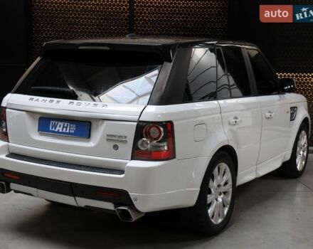 Білий Ленд Ровер Рендж Ровер, об'ємом двигуна 5 л та пробігом 207 тис. км за 21500 $, фото 6 на Automoto.ua