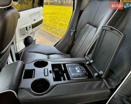 Белый Ленд Ровер Рендж Ровер, объемом двигателя 4.37 л и пробегом 181 тыс. км за 19500 $, фото 33 на Automoto.ua