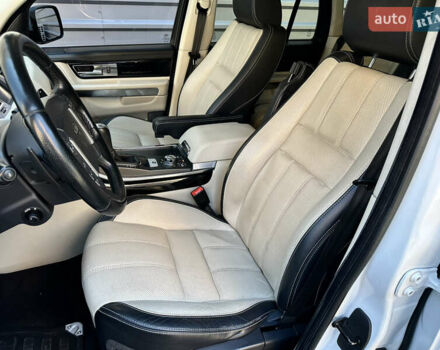 Белый Ленд Ровер Рендж Ровер, объемом двигателя 5 л и пробегом 179 тыс. км за 18000 $, фото 10 на Automoto.ua