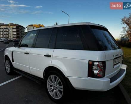 Белый Ленд Ровер Рендж Ровер, объемом двигателя 4.37 л и пробегом 181 тыс. км за 19500 $, фото 18 на Automoto.ua