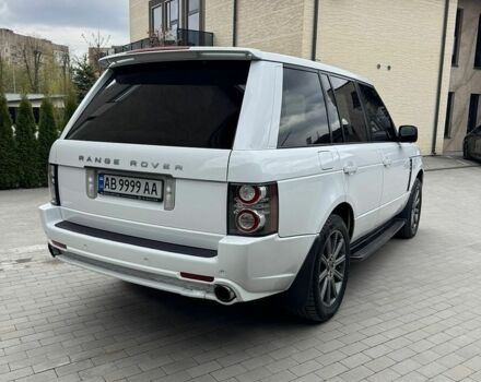 Білий Ленд Ровер Рендж Ровер, об'ємом двигуна 4.4 л та пробігом 230 тис. км за 18800 $, фото 5 на Automoto.ua