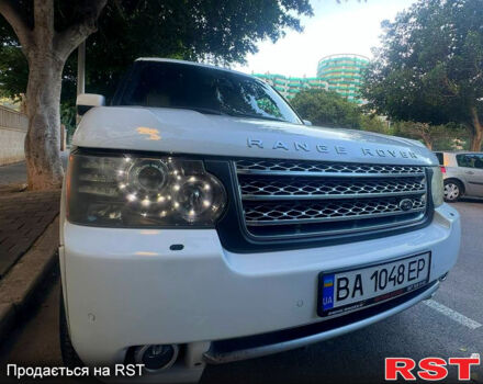 Білий Ленд Ровер Рендж Ровер, об'ємом двигуна 5 л та пробігом 165 тис. км за 19900 $, фото 1 на Automoto.ua