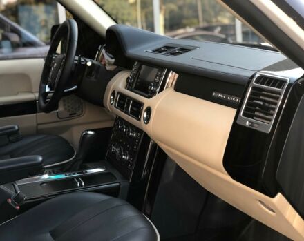Белый Ленд Ровер Рендж Ровер, объемом двигателя 5 л и пробегом 90 тыс. км за 26500 $, фото 19 на Automoto.ua