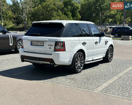 Белый Ленд Ровер Рендж Ровер, объемом двигателя 5 л и пробегом 179 тыс. км за 18000 $, фото 4 на Automoto.ua