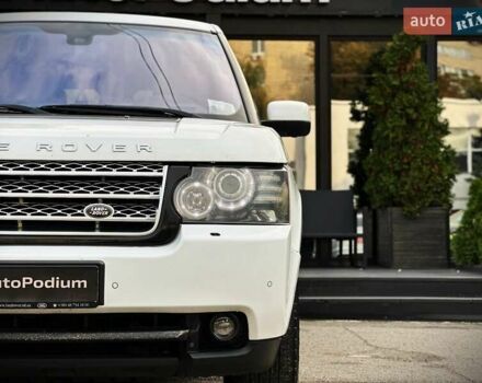 Білий Ленд Ровер Рендж Ровер, об'ємом двигуна 4.37 л та пробігом 300 тис. км за 18800 $, фото 3 на Automoto.ua