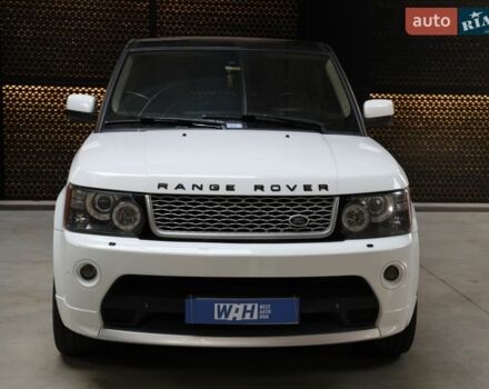 Білий Ленд Ровер Рендж Ровер, об'ємом двигуна 5 л та пробігом 207 тис. км за 21500 $, фото 4 на Automoto.ua
