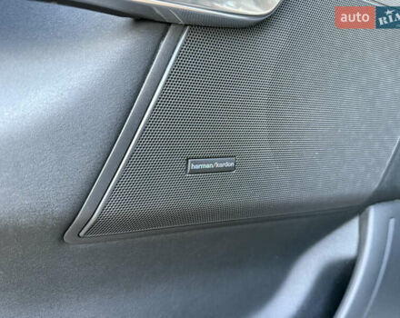 Белый Ленд Ровер Рендж Ровер, объемом двигателя 5 л и пробегом 156 тыс. км за 15500 $, фото 21 на Automoto.ua