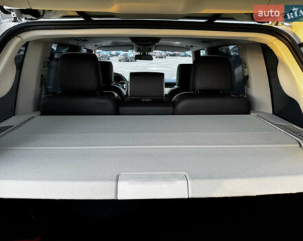 Белый Ленд Ровер Рендж Ровер, объемом двигателя 4.37 л и пробегом 181 тыс. км за 23950 $, фото 48 на Automoto.ua