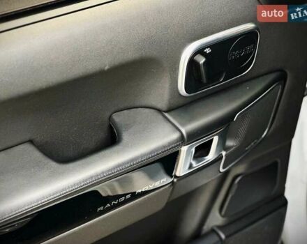 Білий Ленд Ровер Рендж Ровер, об'ємом двигуна 4.37 л та пробігом 300 тис. км за 18800 $, фото 30 на Automoto.ua