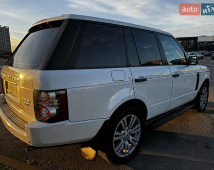 Белый Ленд Ровер Рендж Ровер, объемом двигателя 4.37 л и пробегом 181 тыс. км за 19500 $, фото 9 на Automoto.ua
