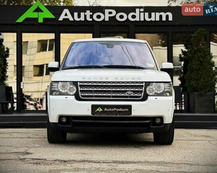 Белый Ленд Ровер Рендж Ровер, объемом двигателя 4.37 л и пробегом 300 тыс. км за 18800 $, фото 2 на Automoto.ua