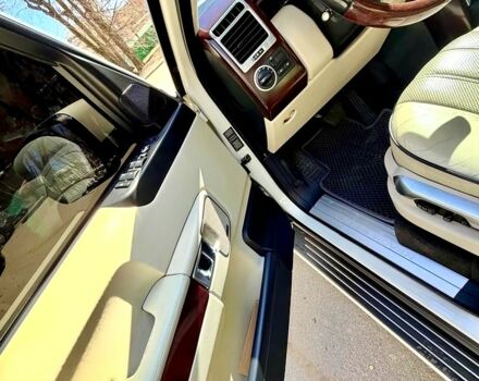 Білий Ленд Ровер Рендж Ровер, об'ємом двигуна 5 л та пробігом 184 тис. км за 17999 $, фото 7 на Automoto.ua