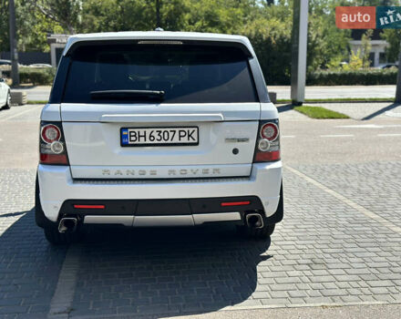 Белый Ленд Ровер Рендж Ровер, объемом двигателя 5 л и пробегом 179 тыс. км за 18000 $, фото 5 на Automoto.ua