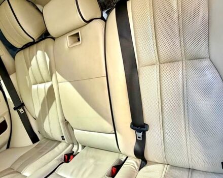 Білий Ленд Ровер Рендж Ровер, об'ємом двигуна 5 л та пробігом 184 тис. км за 17999 $, фото 5 на Automoto.ua