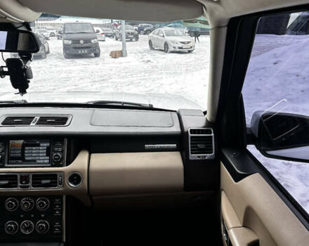 Белый Ленд Ровер Рендж Ровер, объемом двигателя 4.37 л и пробегом 217 тыс. км за 16500 $, фото 20 на Automoto.ua