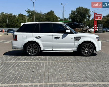Белый Ленд Ровер Рендж Ровер, объемом двигателя 5 л и пробегом 179 тыс. км за 18000 $, фото 3 на Automoto.ua