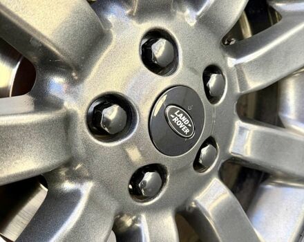 Білий Ленд Ровер Рендж Ровер, об'ємом двигуна 5 л та пробігом 187 тис. км за 20999 $, фото 5 на Automoto.ua