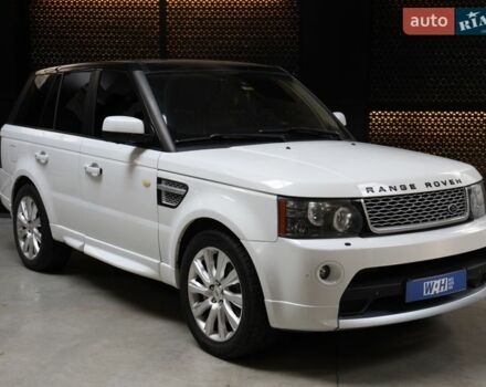 Білий Ленд Ровер Рендж Ровер, об'ємом двигуна 5 л та пробігом 207 тис. км за 21500 $, фото 5 на Automoto.ua