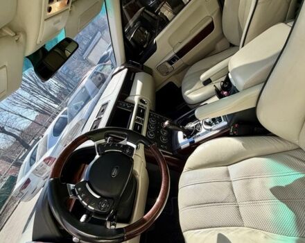 Белый Ленд Ровер Рендж Ровер, объемом двигателя 5 л и пробегом 187 тыс. км за 20999 $, фото 5 на Automoto.ua