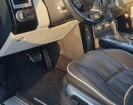 Белый Ленд Ровер Рендж Ровер, объемом двигателя 5 л и пробегом 150 тыс. км за 26000 $, фото 29 на Automoto.ua