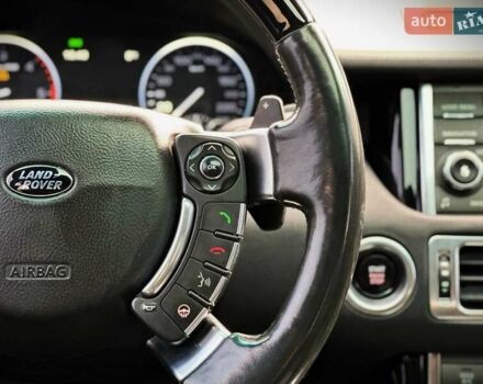 Белый Ленд Ровер Рендж Ровер, объемом двигателя 4.37 л и пробегом 300 тыс. км за 16500 $, фото 48 на Automoto.ua