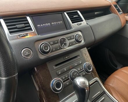 Белый Ленд Ровер Рендж Ровер, объемом двигателя 3 л и пробегом 164 тыс. км за 11000 $, фото 2 на Automoto.ua