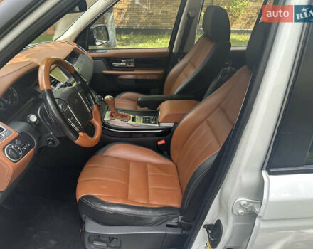 Белый Ленд Ровер Рендж Ровер, объемом двигателя 2.99 л и пробегом 181 тыс. км за 20500 $, фото 25 на Automoto.ua