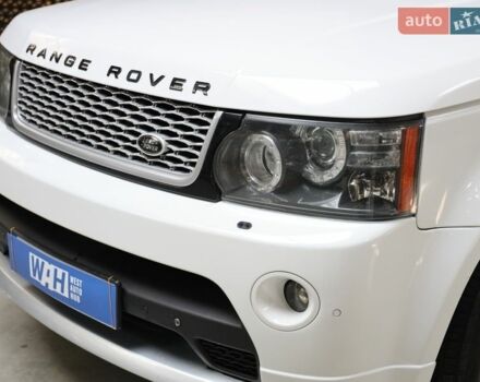 Білий Ленд Ровер Рендж Ровер, об'ємом двигуна 5 л та пробігом 207 тис. км за 21500 $, фото 1 на Automoto.ua
