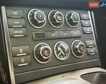 Белый Ленд Ровер Рендж Ровер, объемом двигателя 4.37 л и пробегом 300 тыс. км за 18800 $, фото 34 на Automoto.ua