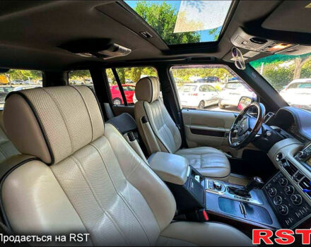 Білий Ленд Ровер Рендж Ровер, об'ємом двигуна 5 л та пробігом 165 тис. км за 19900 $, фото 3 на Automoto.ua