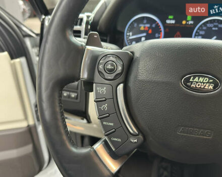 Білий Ленд Ровер Рендж Ровер, об'ємом двигуна 4.37 л та пробігом 126 тис. км за 29000 $, фото 46 на Automoto.ua